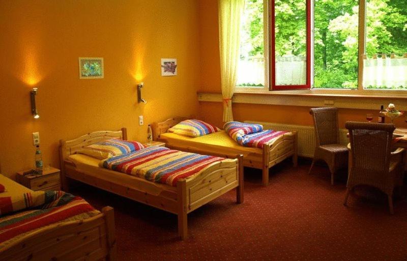 Econo Motel Goelzer Büchenbeuren Zewnętrze zdjęcie